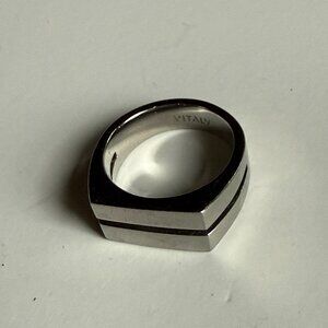 VITALY Divide Stainless Steel Ring - Size 9